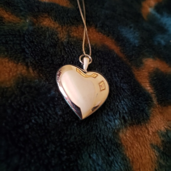 Necklace - Picture 3 of 4